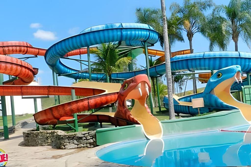 Aconchegante Flat B308 - Refugio No Aldeia Das Aguas บาร์ราโดปิไร ภายนอก รูปภาพ